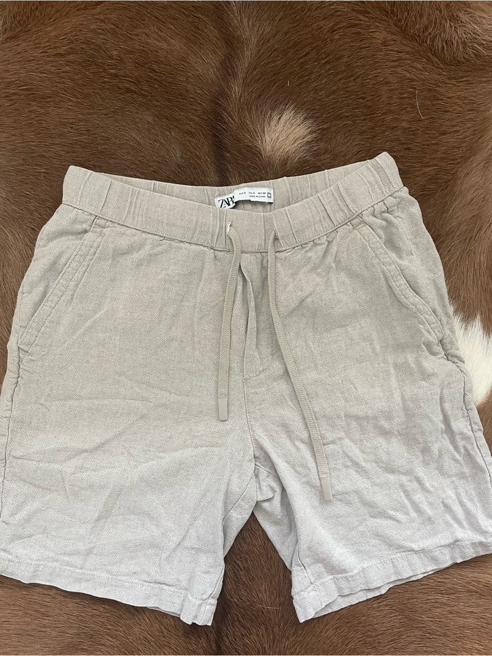 Zara Men’s Beige Drawstring Shorts | Elastic Waist Casual Lightweight Size Small